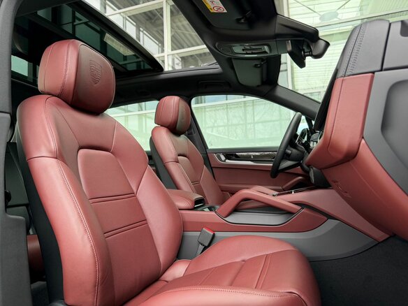 2026 Porsche Cayenne III Рестайлинг, чёрный, 21000000 рублей - вид 19