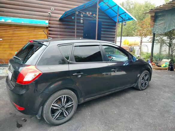 2012 Kia Ceed I Рестайлинг, чёрный, 750000 рублей - вид 4