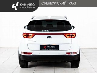 2017 Kia Sportage IV, белый, 1728000 рублей, вид 4