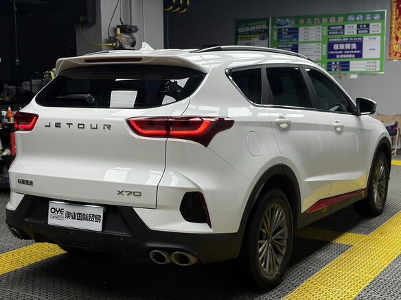 2023 Jetour X70 S I Рестайлинг, белый, 1300000 рублей - вид 5