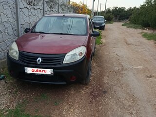 2011 Renault Sandero I, красный, 295000 рублей, вид 1