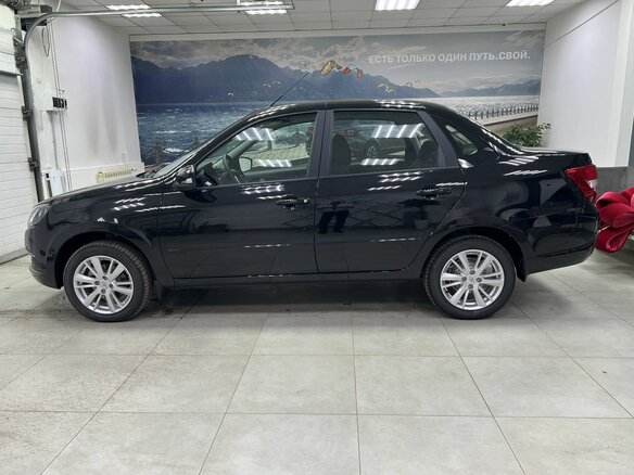 2026 Lada (ВАЗ) Granta I Рестайлинг, чёрный - вид 1