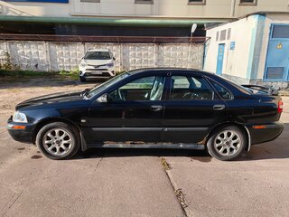 2002 Volvo S40 I Рестайлинг, чёрный, 300000 рублей, вид 3
