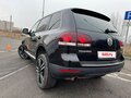 2008 Volkswagen Touareg I Рестайлинг, чёрный, 1030000 рублей - вид 5