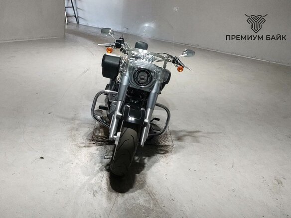 2018 Harley-Davidson Fat Boy, чёрный, 1699000 рублей - вид 2