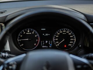 2019 Mitsubishi Outlander III Рестайлинг 3, белый, 1849000 рублей, вид 5