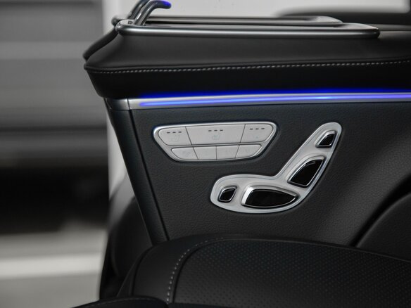 2026 Mercedes-Benz V-Класс Extra Long 300 d экстра длинный III (W447) Рестайлинг 2, чёрный, 18446400 рублей - вид 22