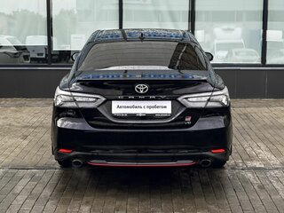 2021 Toyota Camry VIII (XV70) Рестайлинг, чёрный, 3550000 рублей, вид 4