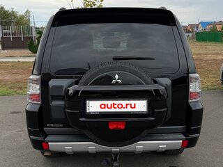 2013 Mitsubishi Pajero IV Рестайлинг 1, чёрный, 2150000 рублей, вид 3