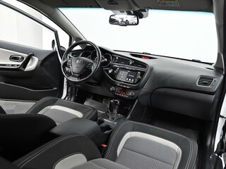 2017 Kia Ceed II Рестайлинг, белый, 1175000 рублей, вид 5
