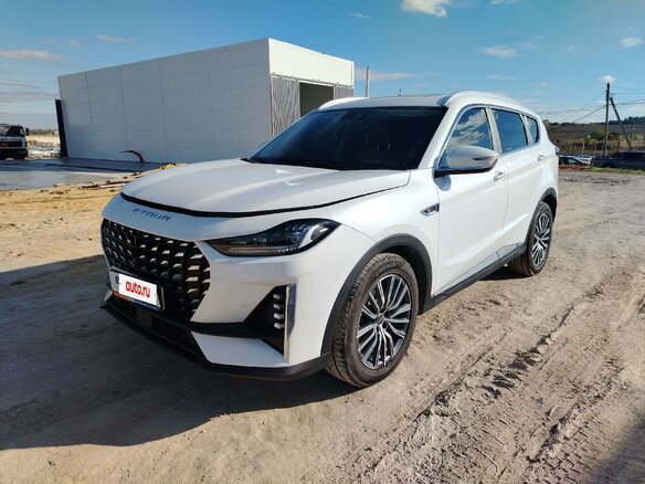 2024 Jetour X70+ I Рестайлинг, белый, 2190000 рублей