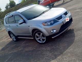 2008 Mitsubishi Outlander II, серебристый, 799000 рублей, вид 2