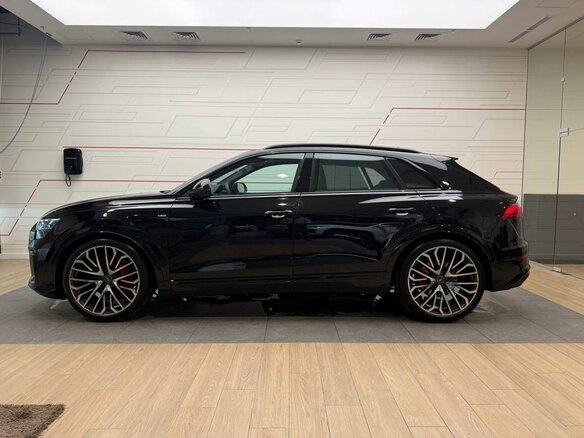 2026 Audi Q8 45 TDI I (4M) Рестайлинг, чёрный, 17490000 рублей - вид 4