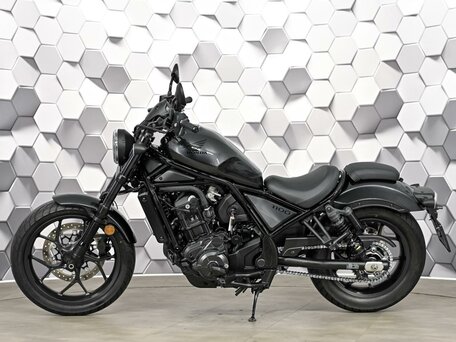 2021 Honda CMX 1100 Rebel, серый, 1077000 рублей, вид 4