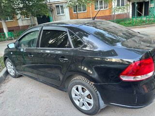 2014 Volkswagen Polo V, чёрный, 750000 рублей, вид 3