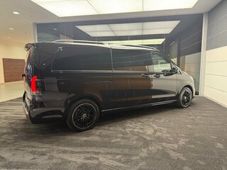 2024 Mercedes-Benz V-Класс Extra Long 300 d экстра длинный III (W447) Рестайлинг 2, чёрный, 16400000 рублей, вид 2