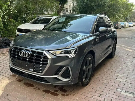 2023 Audi Q3 35 TFSI II (F3), серебристый, 2890000 рублей, вид 1