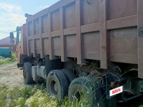 2007 Sinotruk Howo HW76, красный, 1050000 рублей, вид 5