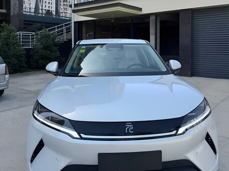 2026 BYD Yuan Up 45.12 kWh, серебристый, 2380000 рублей, вид 2