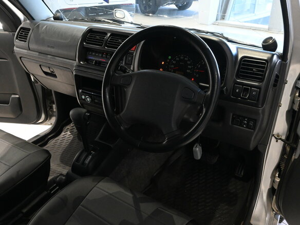 2002 Suzuki Jimny III, серебристый, 495000 рублей - вид 6