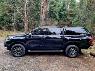 2018 Toyota Hilux VIII, чёрный, 3200000 рублей, вид 4