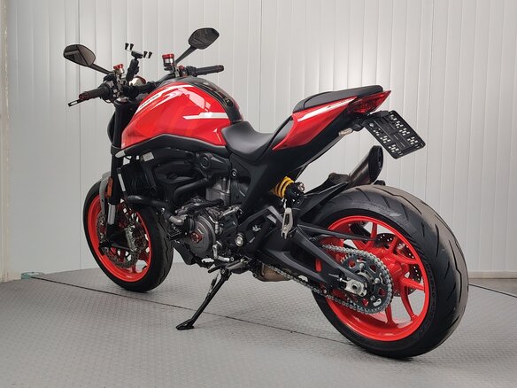 2021 Ducati Monster 937, красный, 819000 рублей - вид 5