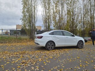 2023 Lada (ВАЗ) Vesta Cross I Рестайлинг (NG), белый, 785000 рублей, вид 4
