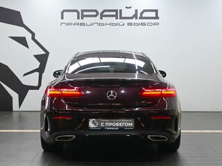 2018 Mercedes-Benz E-Класс 200 V (W213, S213, C238), красный, 3599900 рублей, вид 4