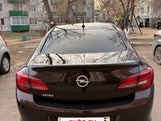2013 Opel Astra J Рестайлинг, коричневый, 810000 рублей, вид 2
