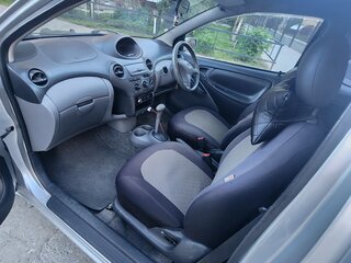 2000 Toyota Vitz I (P10), серый, 280000 рублей, вид 5