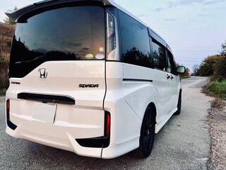 2021 Honda Stepwgn Spada V Рестайлинг, белый, 1915000 рублей, вид 5