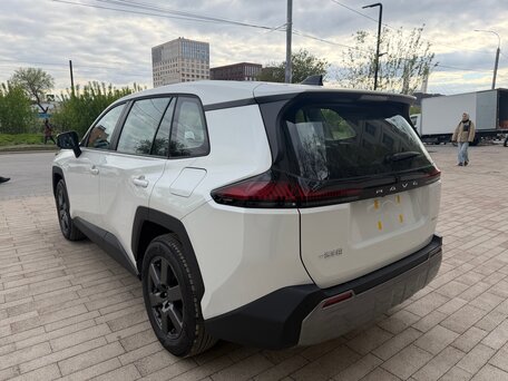 2026 Toyota RAV4 VI (XA60), белый, 4050000 рублей, вид 5