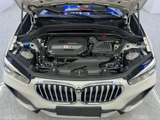 2022 BMW X1 28i sDrive II (F48) Рестайлинг, белый, 2800000 рублей, вид 2
