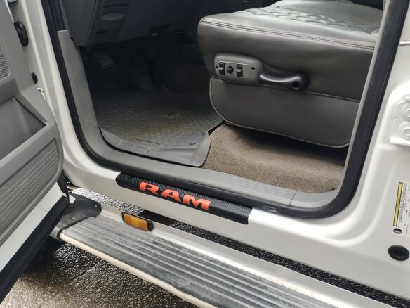 2008 Dodge RAM III (DR/DH), белый, 2300000 рублей - вид 24