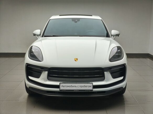 2022 Porsche Macan I Рестайлинг 2, белый, 7097000 рублей - вид 2