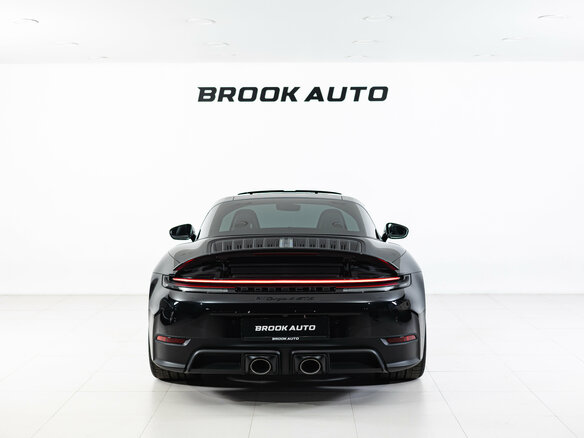 2025 Porsche 911 4 GTS VIII (992) Рестайлинг, чёрный - вид 8