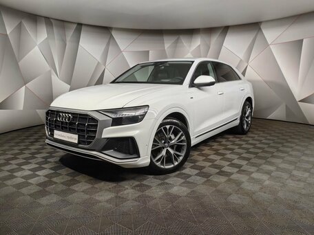 Audi Q8 I (4M)