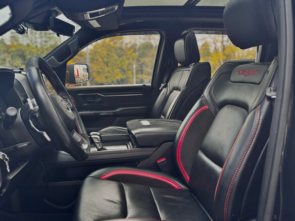 2021 Ram 1500 Crew Cab TRX V, чёрный - вид 14