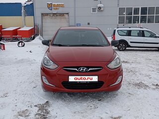 2014 Hyundai Solaris I, красный, 780000 рублей, вид 2