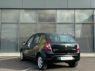 2011 Renault Sandero I, чёрный, 345000 рублей, вид 5