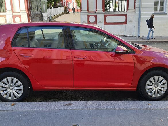 2013 Volkswagen Golf VII, красный - вид 3