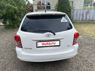 2010 Toyota Corolla Fielder X (E140, E150) Рестайлинг, белый, 750000 рублей, вид 3