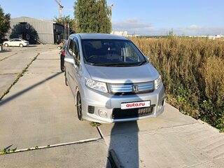 2012 Honda Freed I Рестайлинг, серебристый, 950000 рублей, вид 1