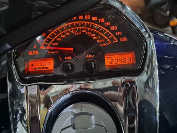 2011 Suzuki Boulevard M109R, синий, 1050000 рублей - вид 12