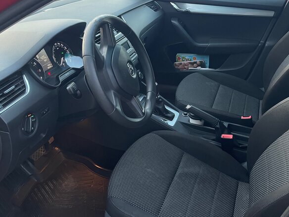 2014 Skoda Octavia III (A7), красный, 785000 рублей - вид 6