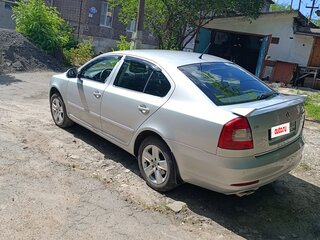 2011 Skoda Octavia II (A5) Рестайлинг, серебристый, 1070000 рублей, вид 2