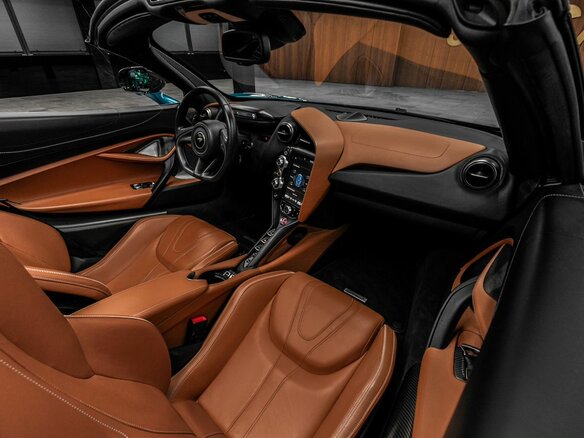 2019 McLaren 720S, синий, 26320000 рублей - вид 33