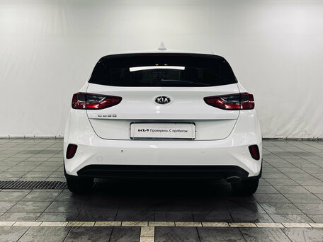 2018 Kia Ceed III, белый, 1400000 рублей, вид 3