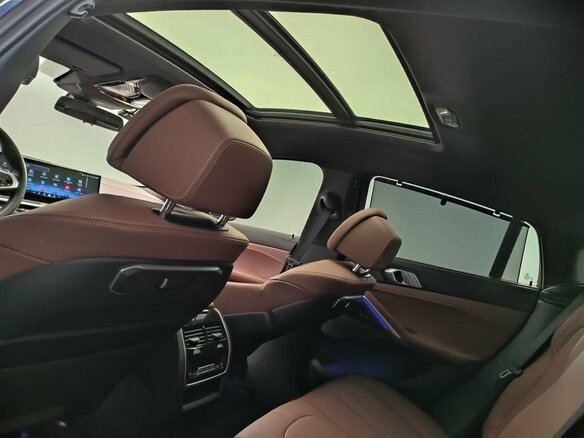 2025 BMW X6 30d III (G06) Рестайлинг, чёрный, 17200000 рублей - вид 8