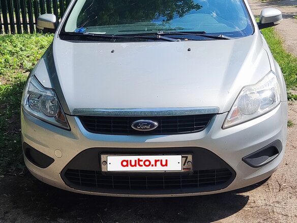 2011 Ford Focus II Рестайлинг, серебристый, 360000 рублей